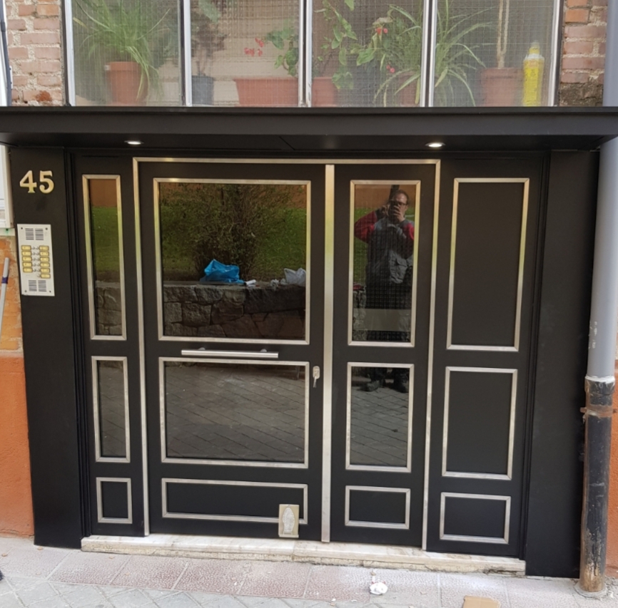 Puerta de seguridad premium